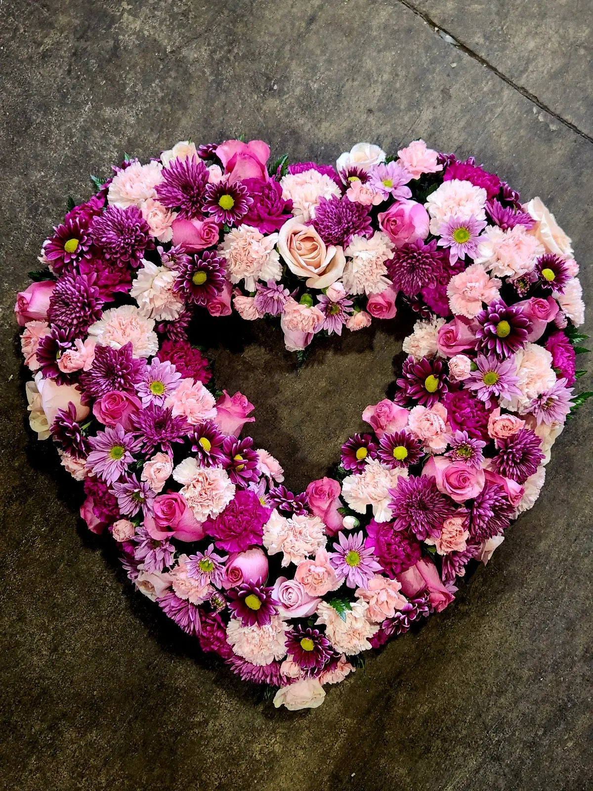 Rose Garden Heart Florist.ca