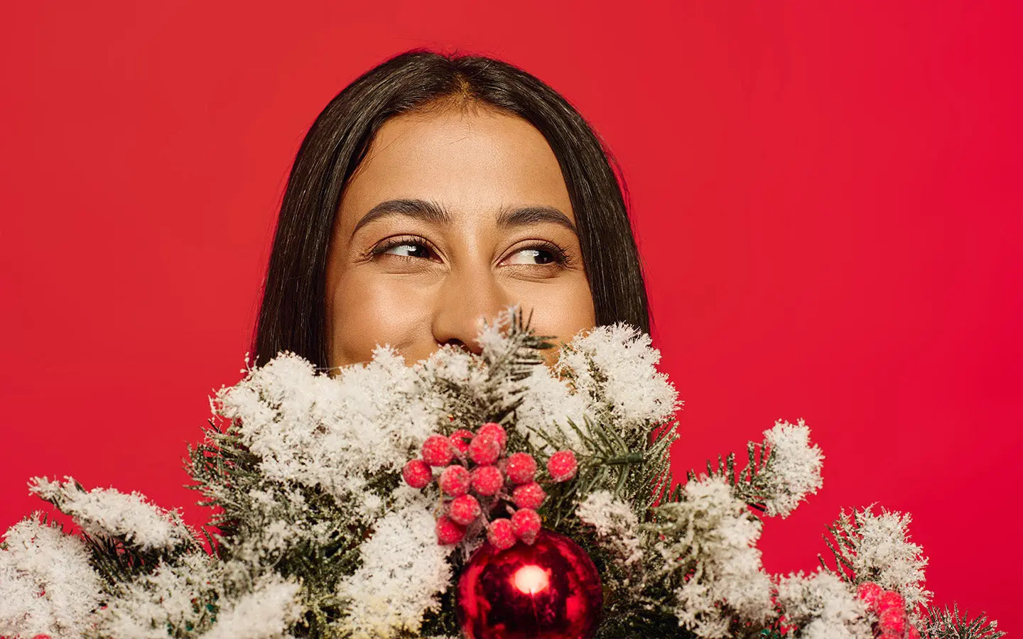 December Birth Flowers: Holly & Poinsettia – The Perfect Gifts for December Birthdays