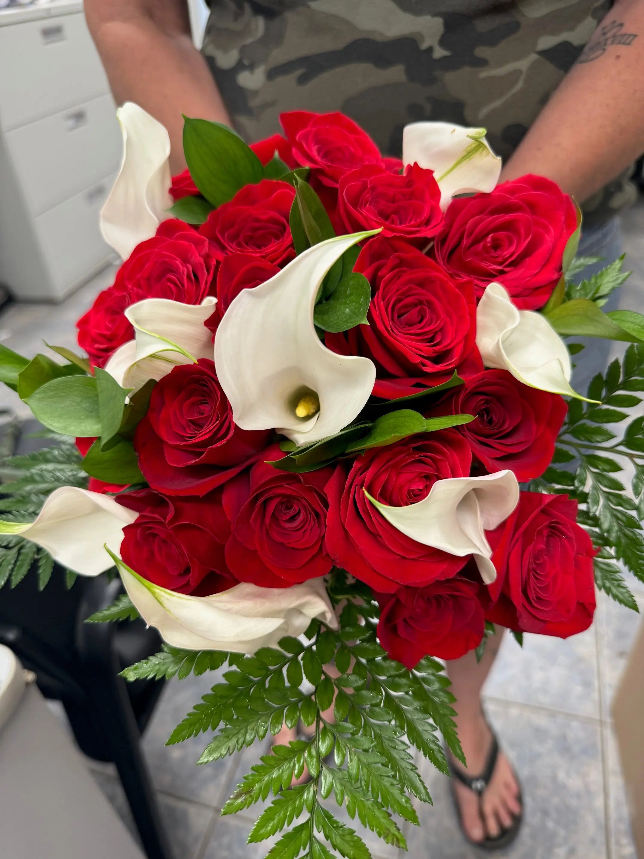 Buy a Endless Love Bouquet Online – florist.ca